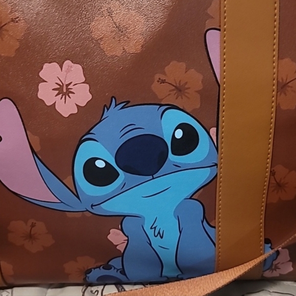 🦋Disney Lilo Stitch Rolling Luggage Duffle 20"🦋 - Picture 2 of 9